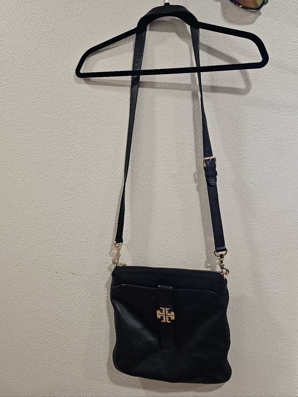 Tory Burch - RARE Leather Crossbody 💎